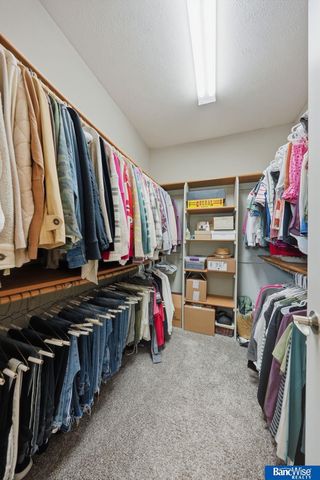 9801 S 30 Street, Lincoln, NE 68516