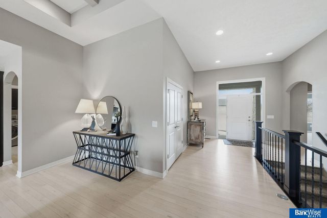 9801 S 30 Street, Lincoln, NE 68516