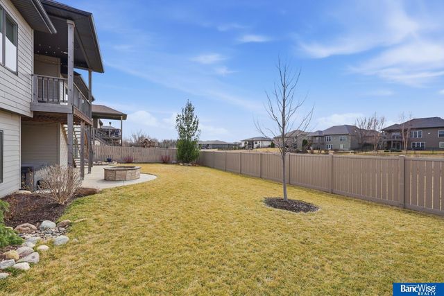 9801 S 30 Street, Lincoln, NE 68516