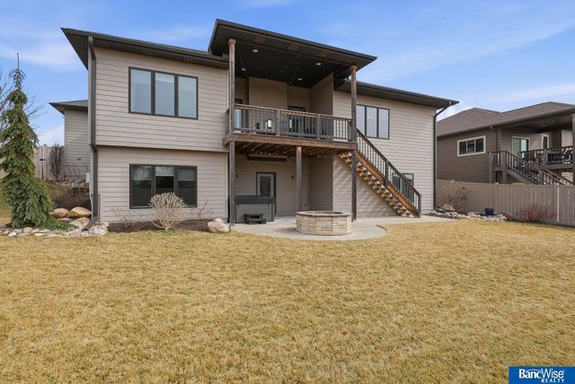 9801 S 30 Street, Lincoln, NE 68516