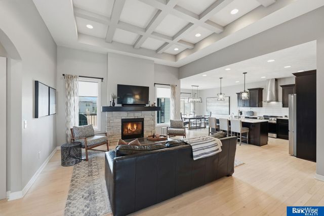 9801 S 30 Street, Lincoln, NE 68516