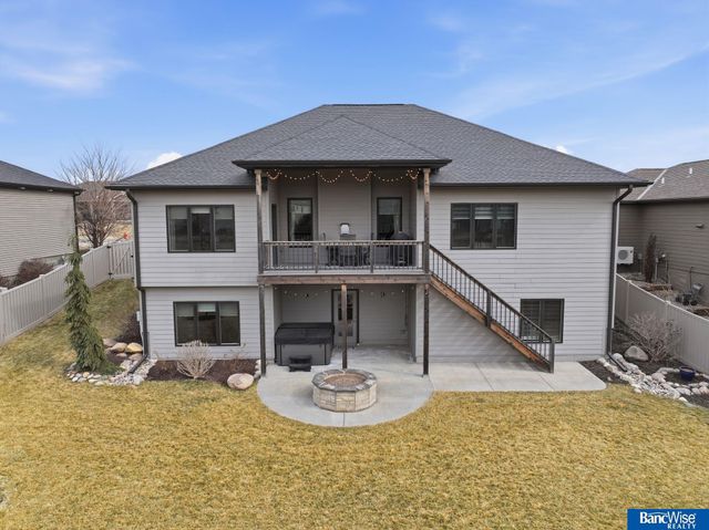 9801 S 30 Street, Lincoln, NE 68516
