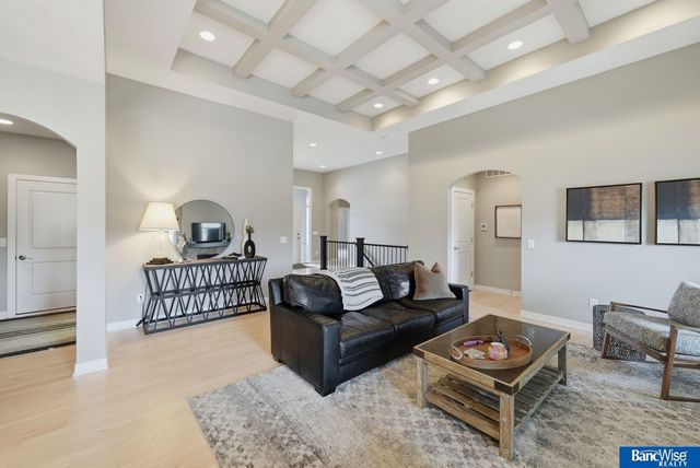 9801 S 30 Street, Lincoln, NE 68516