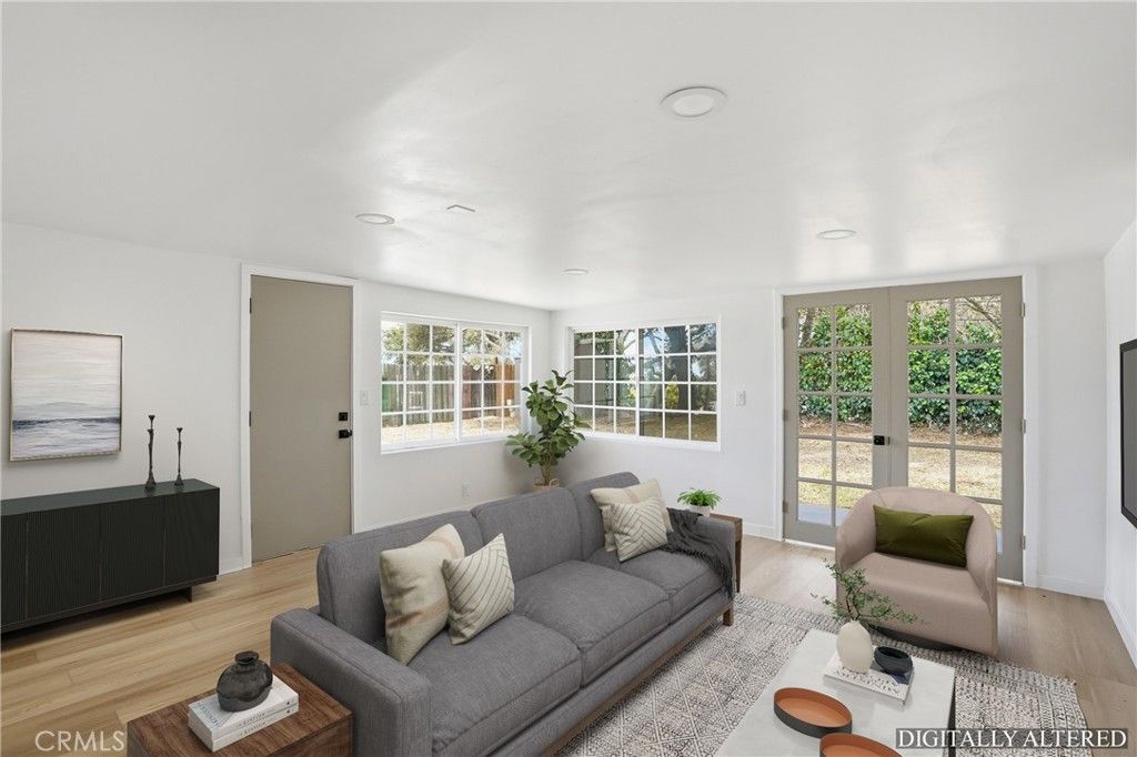 Image 8 of property listing at 1203 Bauer, Santa Maria, CA 93455