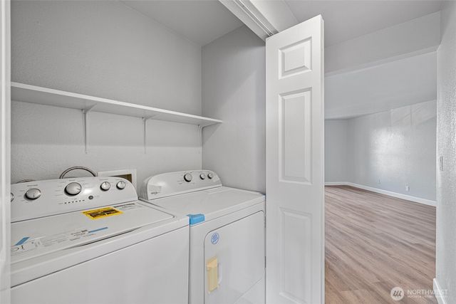 23110 30th Ave S, Des Moines, WA 98198