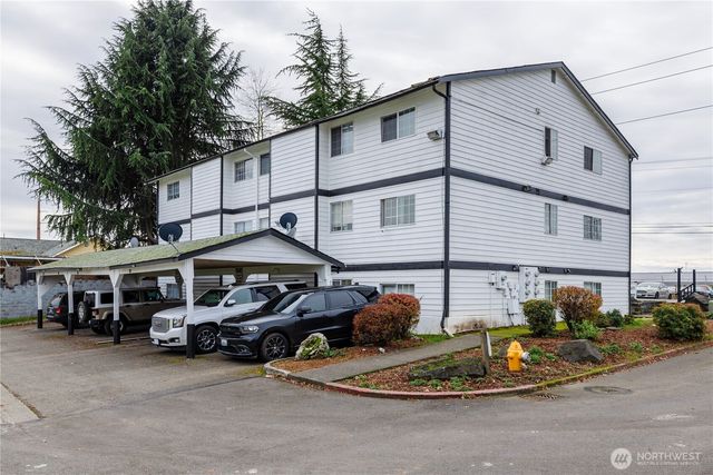 23110 30th Ave S, Des Moines, WA 98198