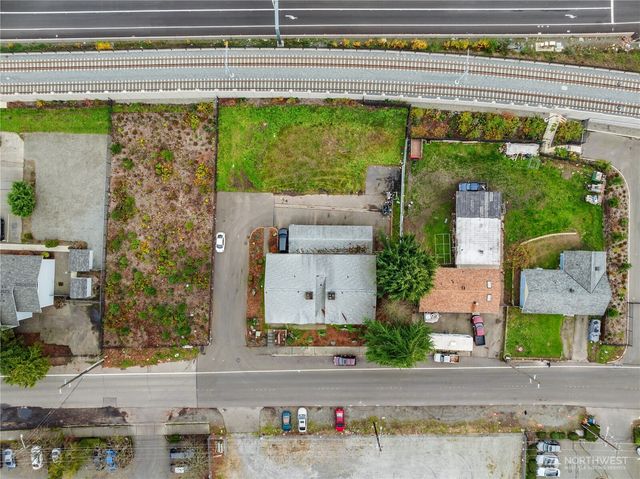 23110 30th Ave S, Des Moines, WA 98198