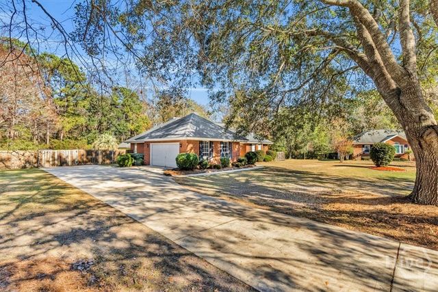 469 Sandhurst Drive, Richmond Hill, GA 31324