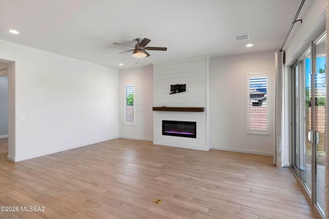 756 E Nubra Valley Place, Oro Valley, AZ 85755