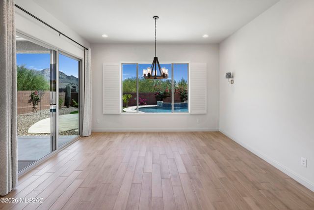756 E Nubra Valley Place, Oro Valley, AZ 85755