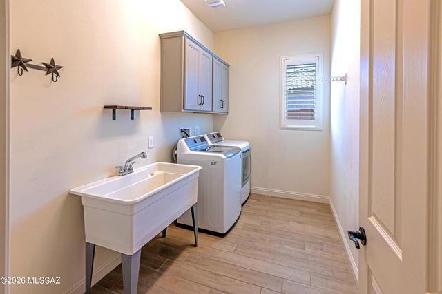 756 E Nubra Valley Place, Oro Valley, AZ 85755
