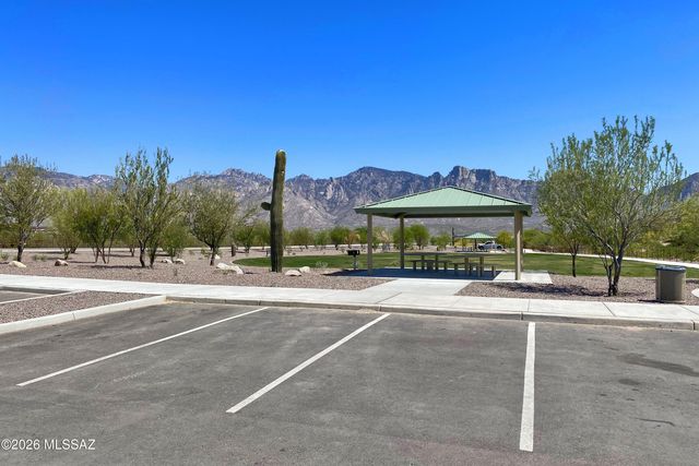 756 E Nubra Valley Place, Oro Valley, AZ 85755