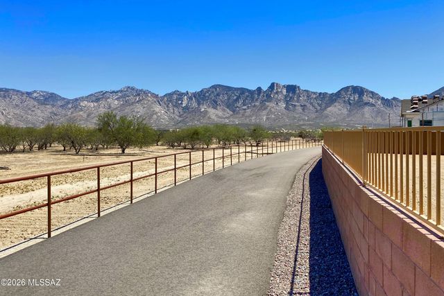756 E Nubra Valley Place, Oro Valley, AZ 85755