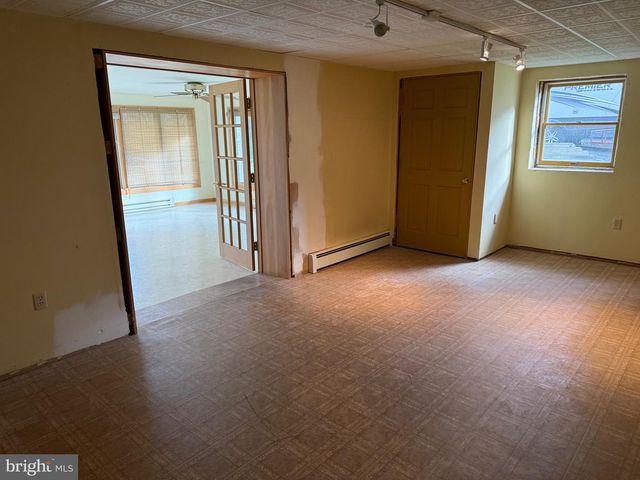 41 E NEW ST, Mountville, PA 17554