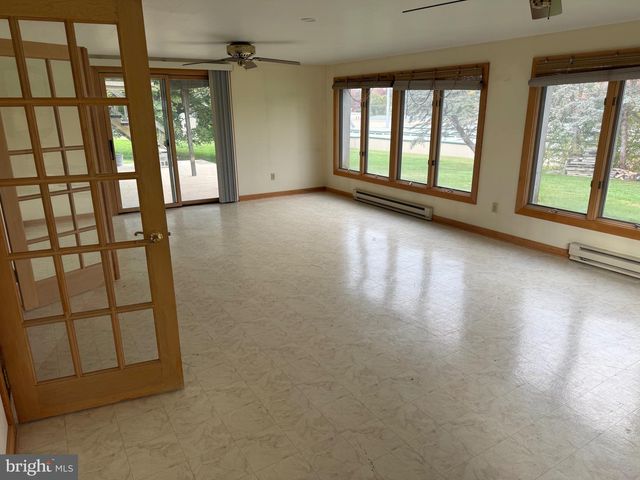 41 E NEW ST, Mountville, PA 17554