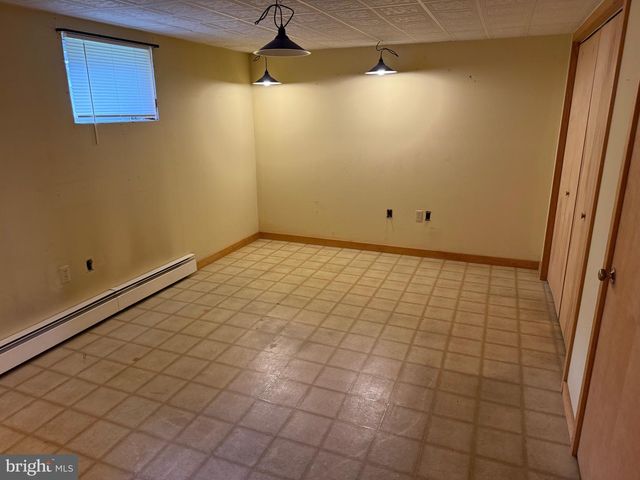 41 E NEW ST, Mountville, PA 17554