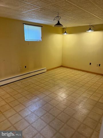 41 E NEW ST, Mountville, PA 17554