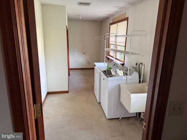 41 E NEW ST, Mountville, PA 17554