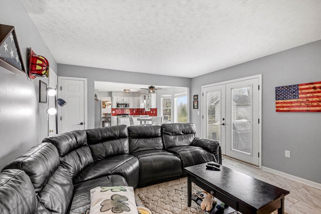 7743 Stockton Way, Florence, KY 41042