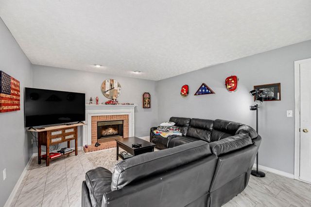 7743 Stockton Way, Florence, KY 41042