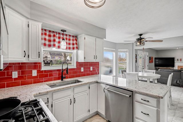 7743 Stockton Way, Florence, KY 41042