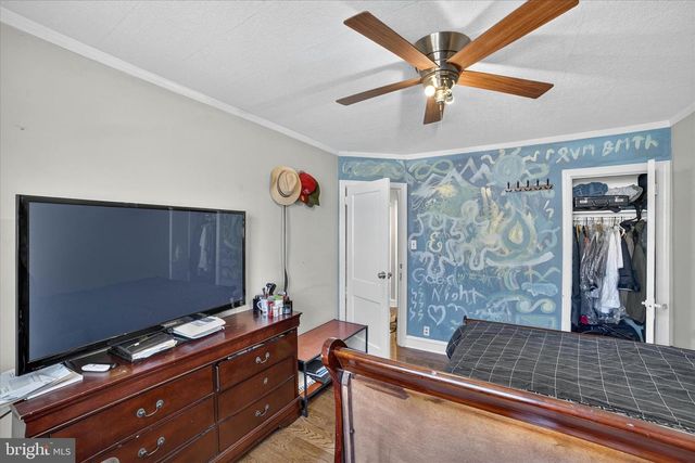408 E SLOCUM ST, Philadelphia, PA 19119