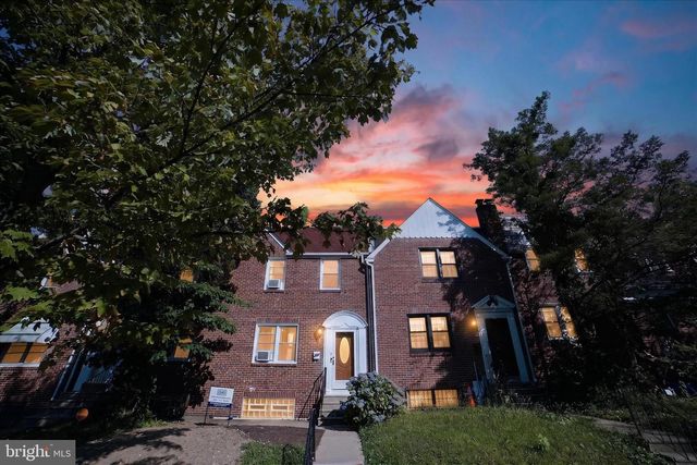 408 E SLOCUM ST, Philadelphia, PA 19119