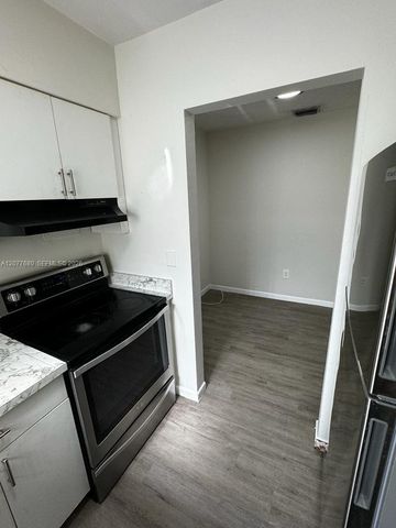 2734 SW 30th Court 1, Miami, FL 33133
