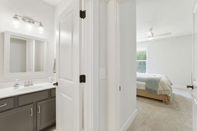 7708 Woodford Dr, Fairview, TN 37062