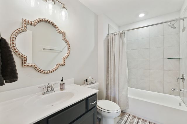 7708 Woodford Dr, Fairview, TN 37062