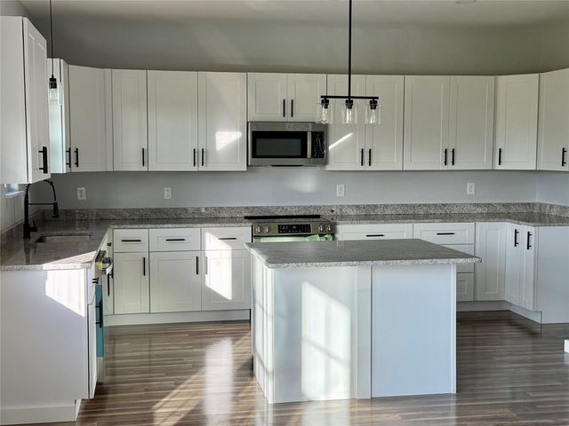 127 County Road 1725, Mt Pleasant, TX 75455