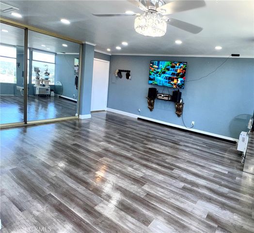 100 Atlantic 1012, Long Beach, CA 90802