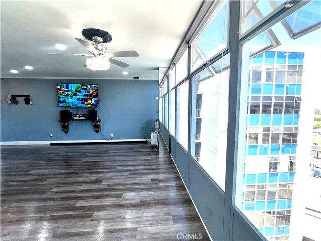 100 Atlantic 1012, Long Beach, CA 90802
