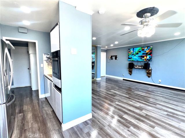 100 Atlantic 1012, Long Beach, CA 90802