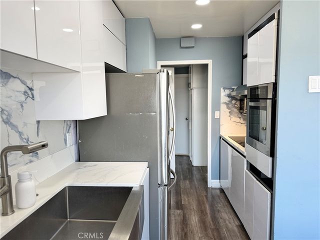 100 Atlantic 1012, Long Beach, CA 90802