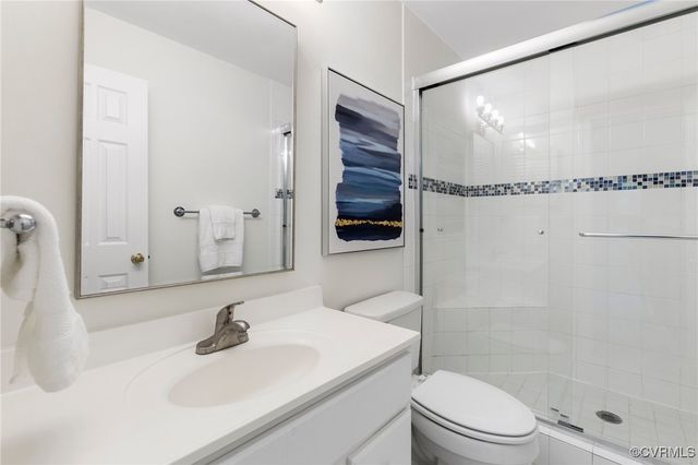 11719 S Briar Patch Dr, Midlothian, VA 23113