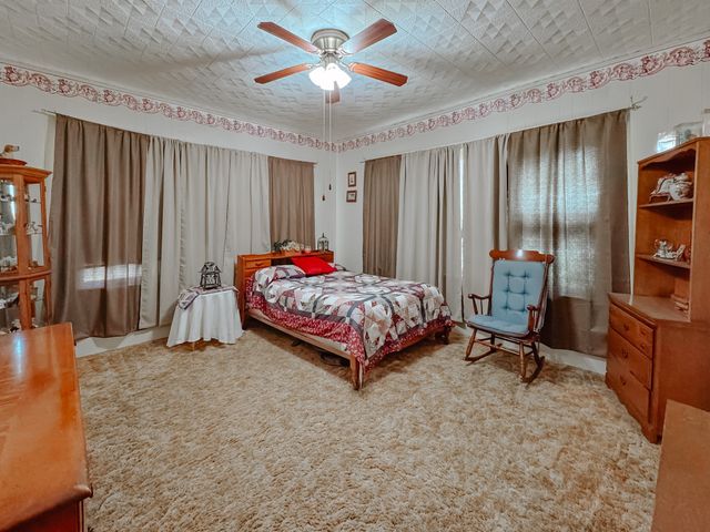 512 SW 2nd Street, Kerens, TX 75144