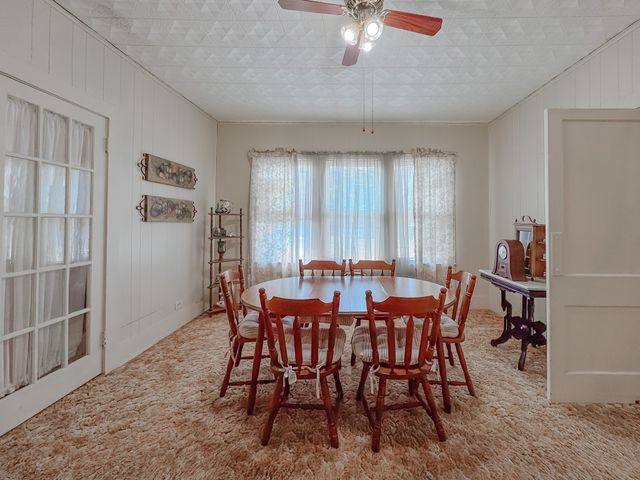 512 SW 2nd Street, Kerens, TX 75144