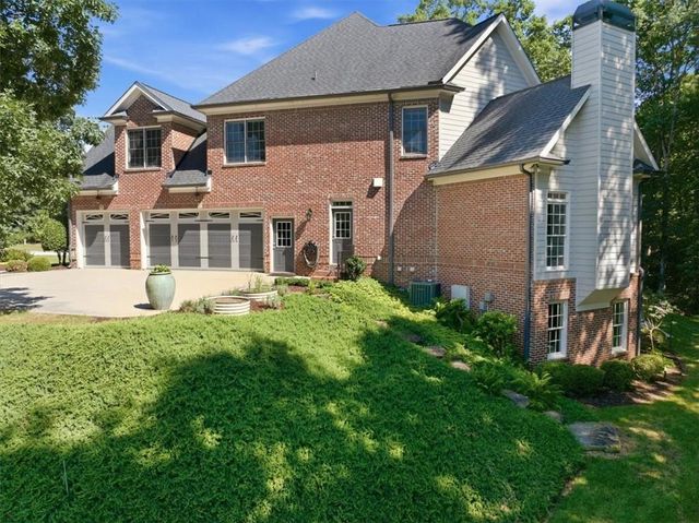 5118 Deer Creek Court, Flowery Branch, GA 30542