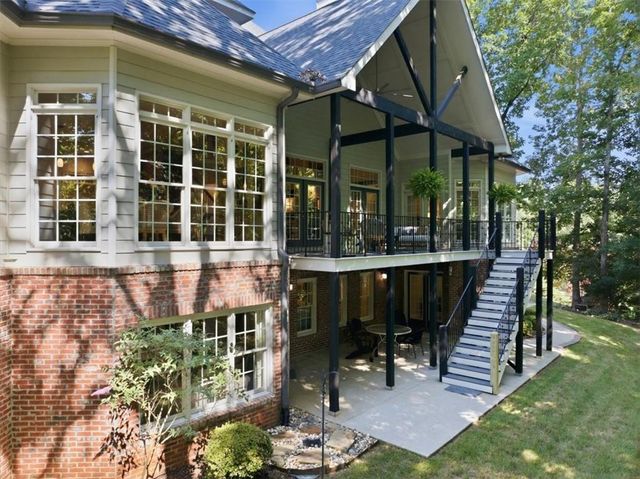 5118 Deer Creek Court, Flowery Branch, GA 30542