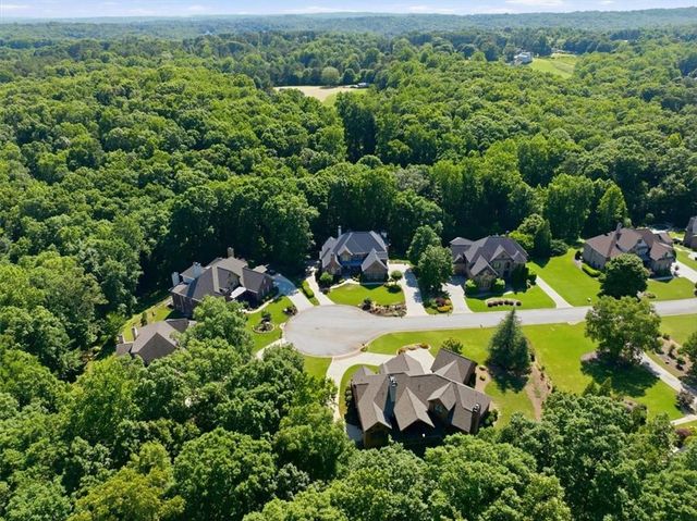 5118 Deer Creek Court, Flowery Branch, GA 30542