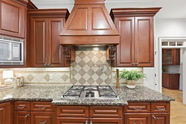 5118 Deer Creek Court, Flowery Branch, GA 30542
