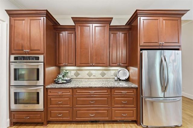 5118 Deer Creek Court, Flowery Branch, GA 30542