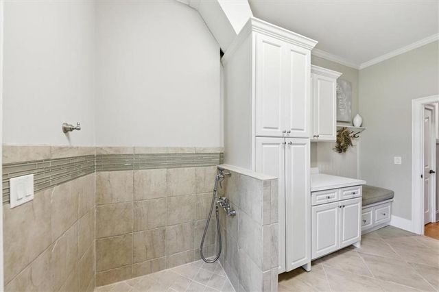 5118 Deer Creek Court, Flowery Branch, GA 30542