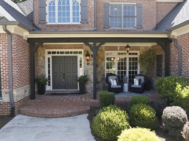 5118 Deer Creek Court, Flowery Branch, GA 30542