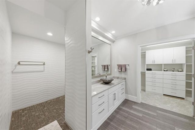 5118 Deer Creek Court, Flowery Branch, GA 30542