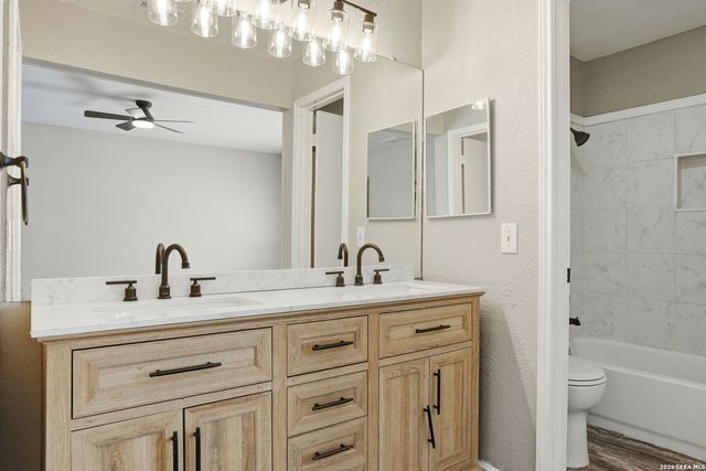 5223 lakebend east, San Antonio, TX 78244