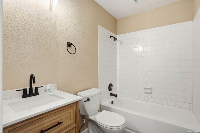 5223 lakebend east, San Antonio, TX 78244