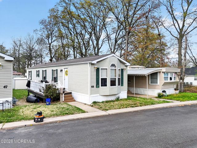 48 Randall Avenue, Hazlet, NJ 07734