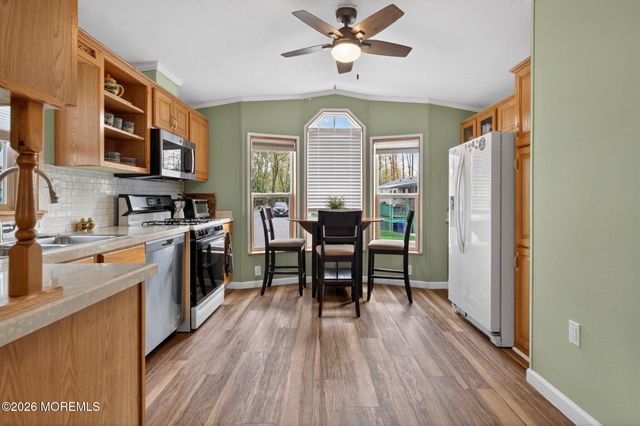 48 Randall Avenue, Hazlet, NJ 07734